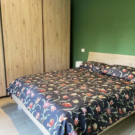 Casa Di Laura Mono E Bilo Di Fronte Ospedale San Raffaele Leilighet Segrate Eksteriør bilde