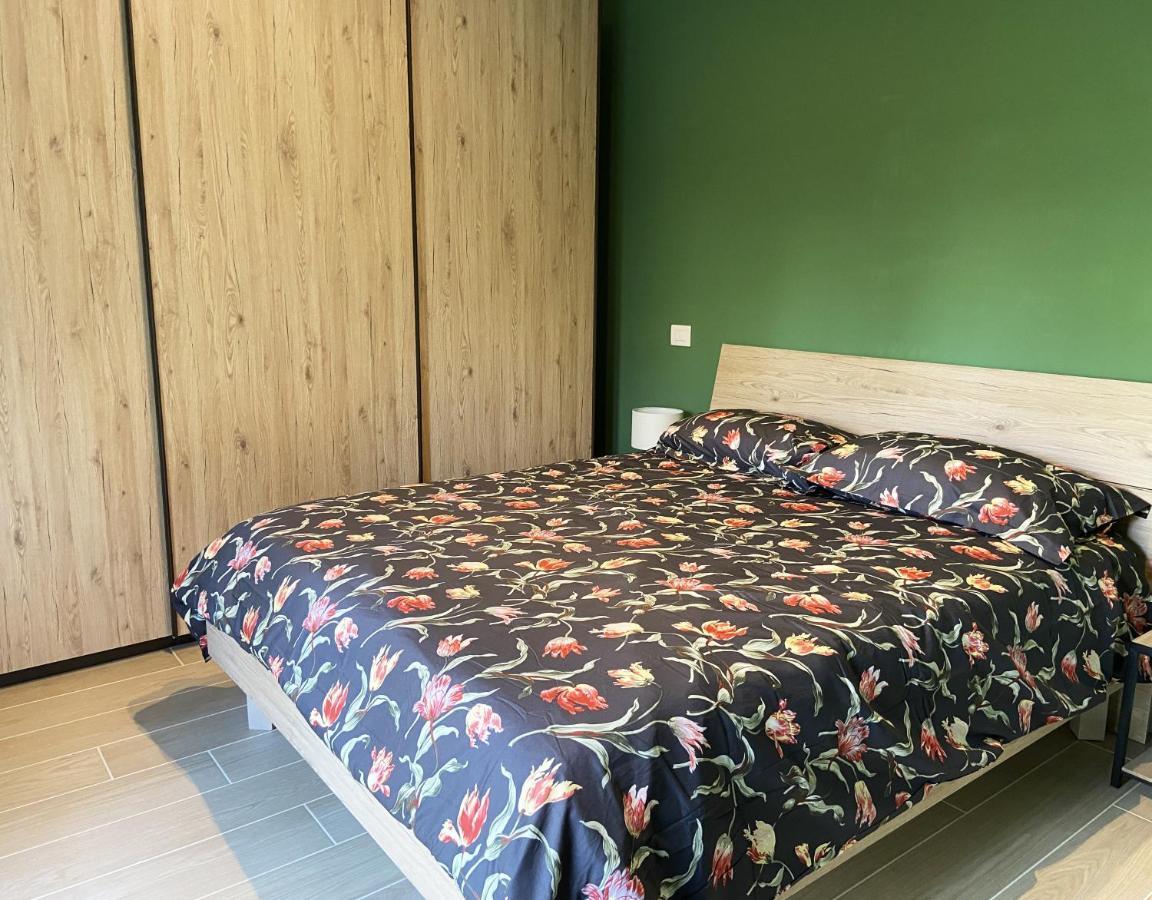 Casa Di Laura Mono E Bilo Di Fronte Ospedale San Raffaele Leilighet Segrate Eksteriør bilde